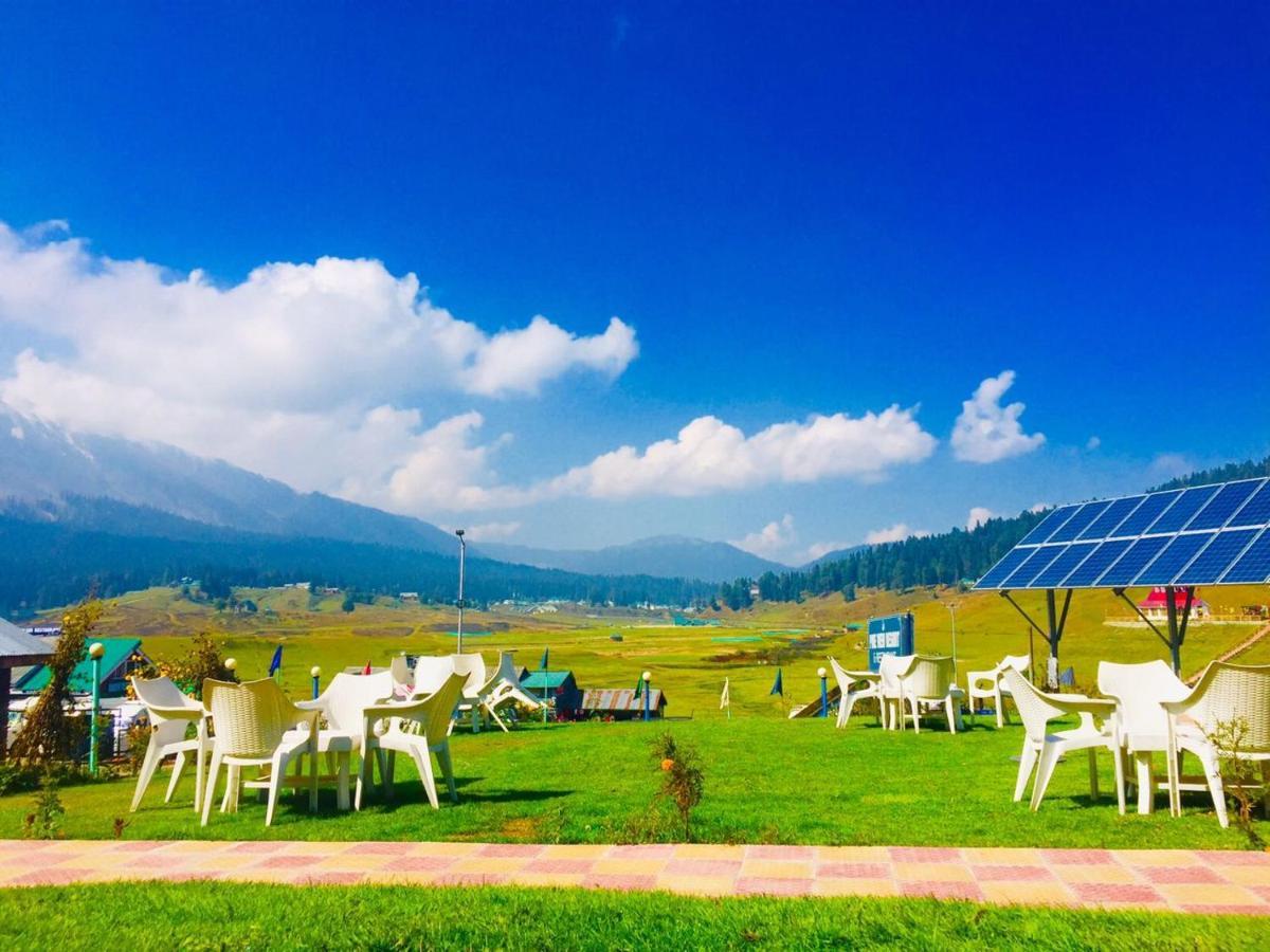 Pine View Resort Gulmarg Exterior foto
