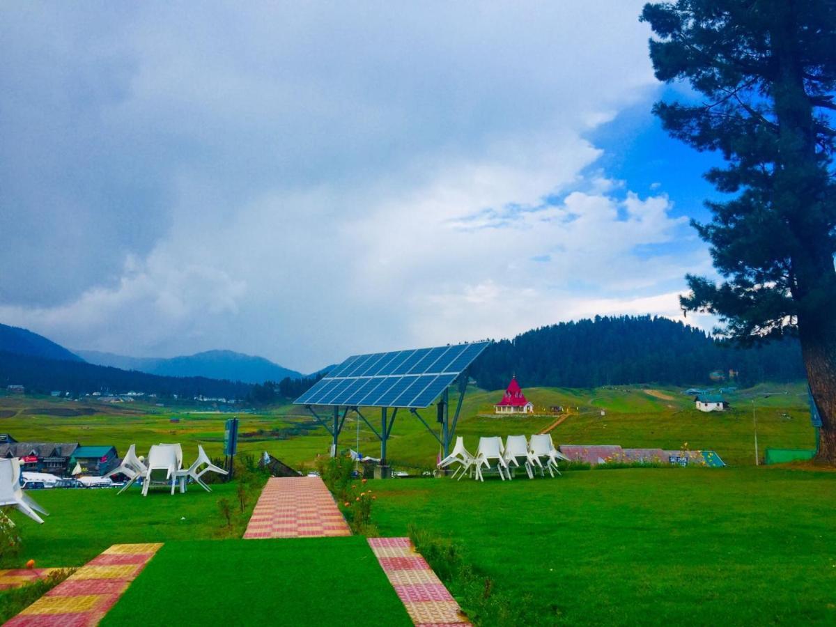 Pine View Resort Gulmarg Exterior foto