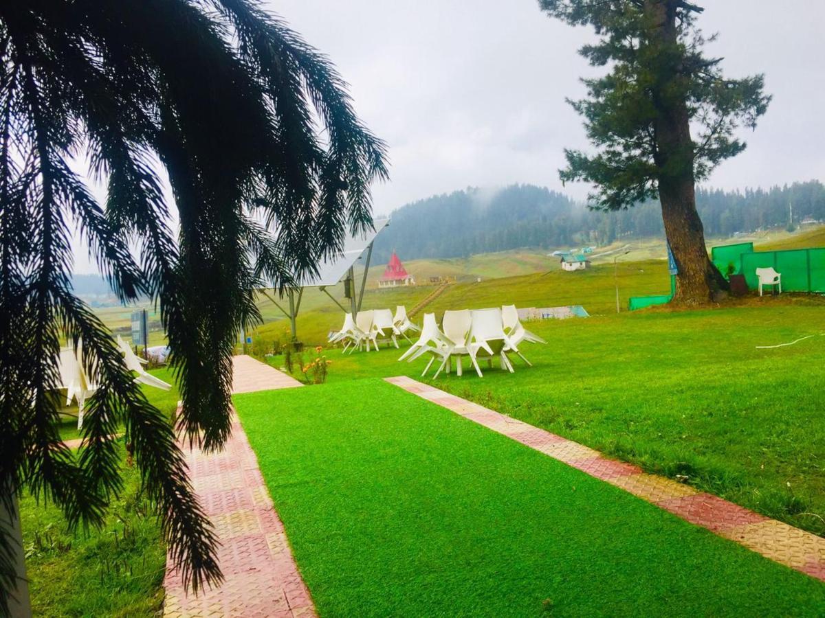 Pine View Resort Gulmarg Exterior foto