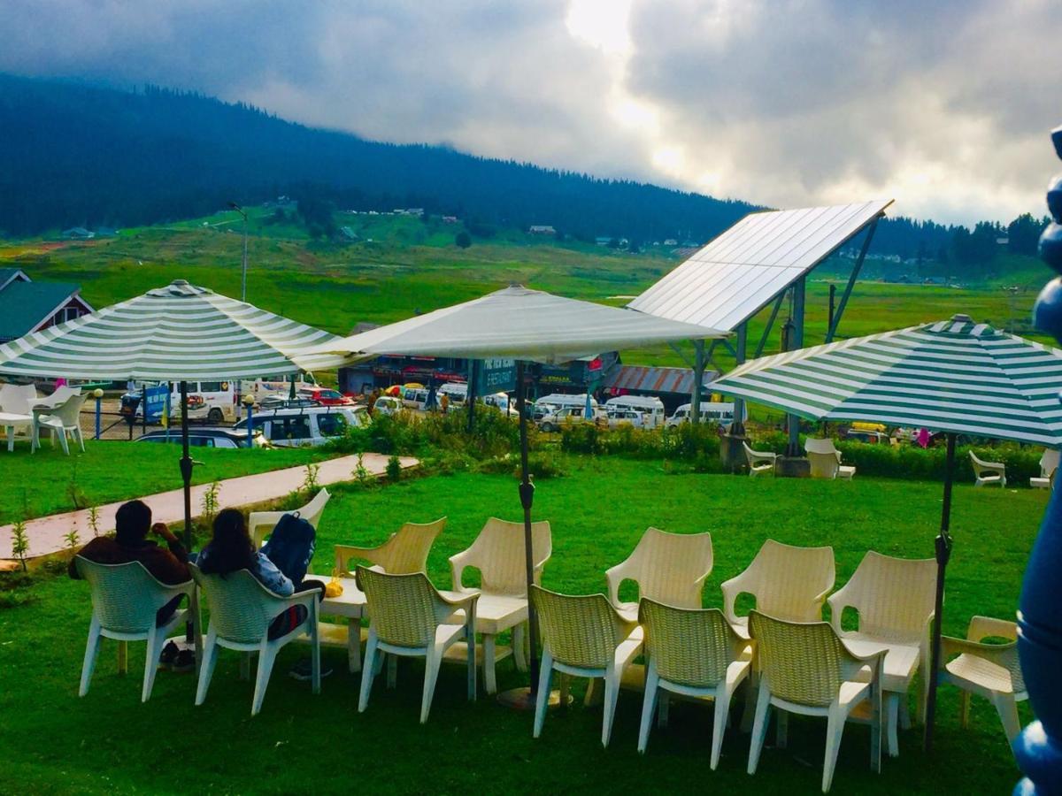 Pine View Resort Gulmarg Exterior foto
