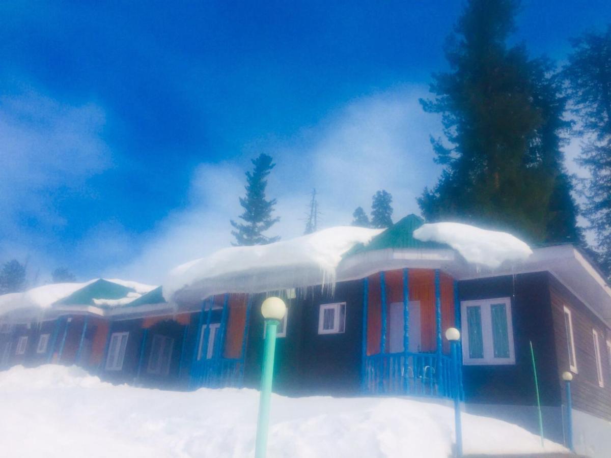 Pine View Resort Gulmarg Exterior foto