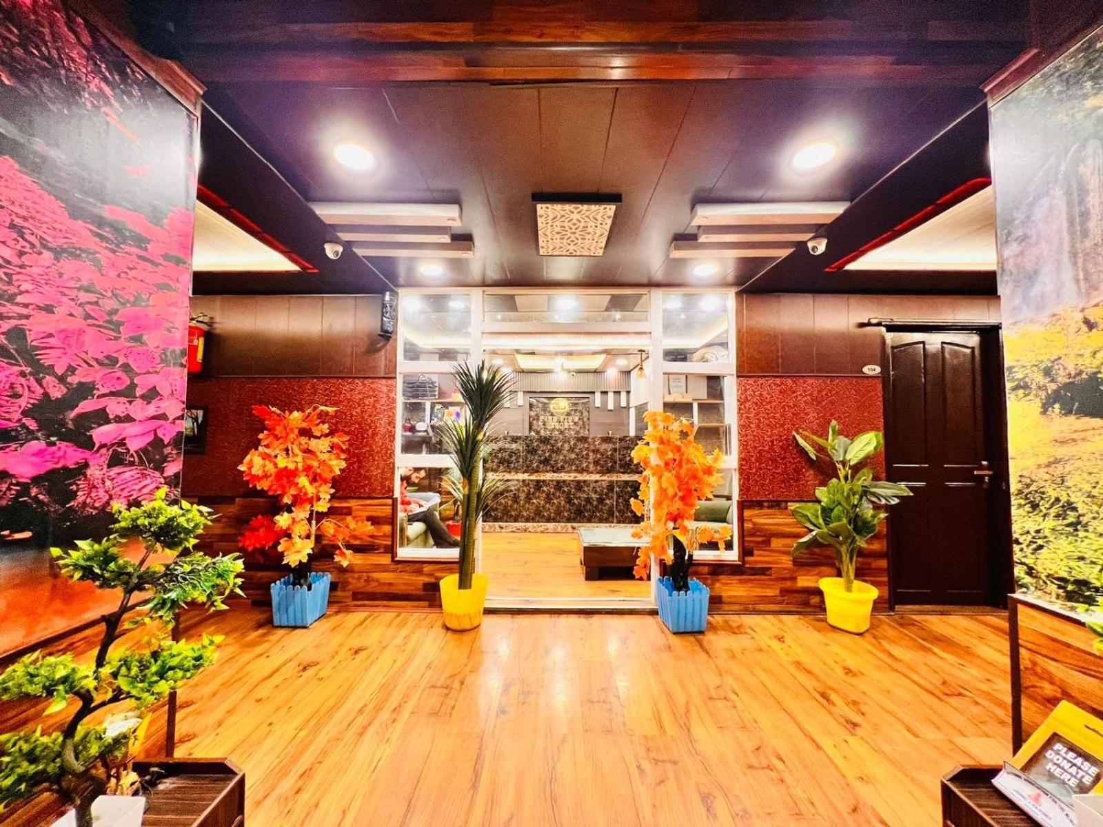 Pine View Resort Gulmarg Exterior foto